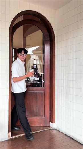 Effortlessly Styling Oversized Stripes with Mino
