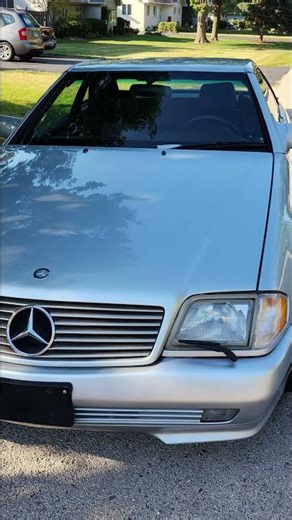 This 1995 Mercedes SL Got Its Shine Back! #detailing #mercedesbenz #paintcorrection #carwash