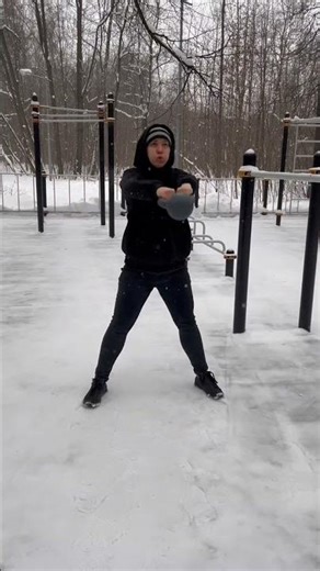 #Training #kettlebelltraining #kettlebellchallenge #kettlebell #kettlebellworkout #russianwinter