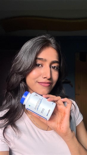 𝒜𝓃𝓀𝒾𝓉𝒶.♡ on Instagram: "Bolt Glutathione Capsules — Power your glow from within.🌟 @eleone.bolt . . . . #pr #collaboration #ad #skincare #collab #haircare #glow #eleone #capsules #vitamin #bolt"