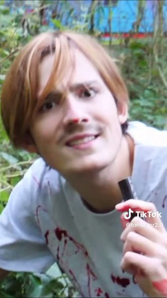 Exploring ASMR in an Abandoned Castle