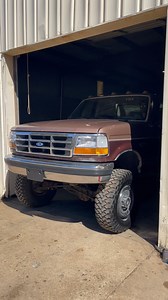 44K views · 6.4K reactions | 1992 Ford F250  There’s just something so perfect about a simple old pickup truck. Especially if it’s two-tone single cab with cab lights ‍ #oldschool #classictrucks #f250 #vintage4x4 #obs #obsford #farmtruck #offroad #fordtrucks #liftedtrucks ##roadrunnerclassics | Roadrunner Classics | Facebook