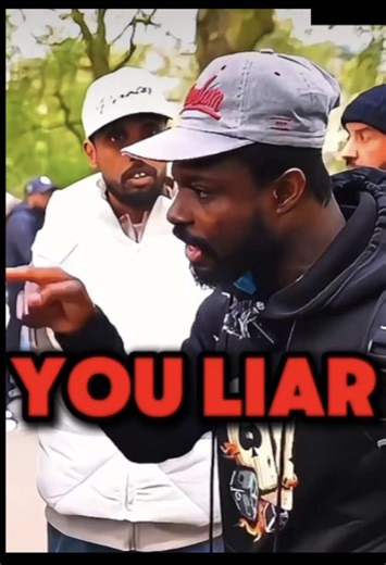 This man had The most viral And rare Mic 🎤 Drop #liar #micdrop #christian #muslim #newsandnonsense