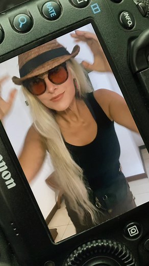 Beauty begins the moment you decide to be yourself ~ Coco Chanel ✨🤍✨ Loving my new skirt from Lucky Family Yoga Wear🤎🤎 #fashion #beauty #bali #fitover50women #fyp