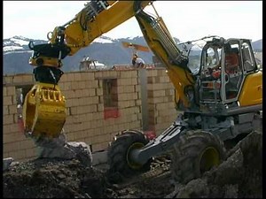 Menzi Muck A91F mit Universalgreifer - with universal grab