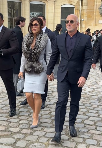 Dior Fashion Trends with Jeff Bezos and Lauren Sanchez