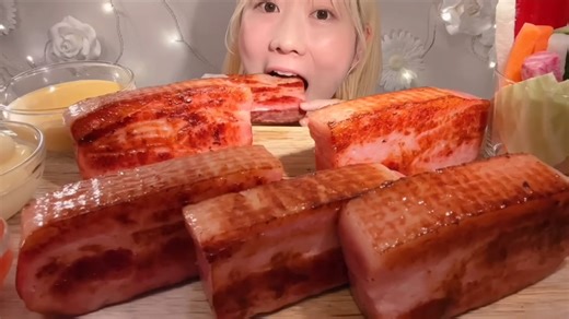 【超爽吃咽剪辑 | Miyu】厚切培根块、萝卜条、黄瓜条等蔬菜 剪多余咀嚼有吞咽 全程加速