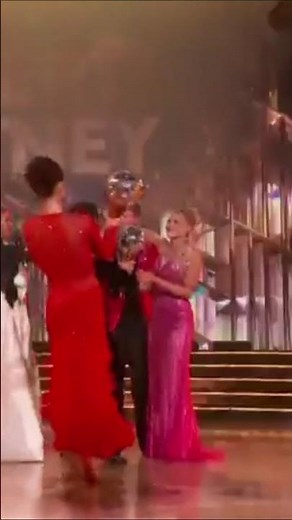 Robert Irwin & Witney Carson Crowned Season 34 Champions at DWTS Finale! | Dancing With The Stars 34