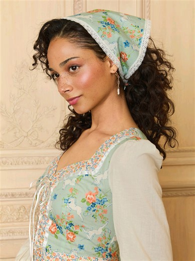 Modcloth announced earlier this week that they have early access open for their spring drop (from what I can tell this is just a sign up to receive an alert when it FINALLY drops) the code I used was Gunnevip40 and it took 40% off my dress! #gunnesax #modcloth #fantasydress #renaissance #vintagefashion @ModCloth