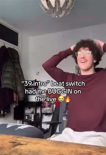 Epic Beat Switch Reactions in J. Cole’s Live Performance