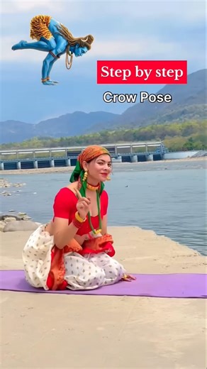 Learn Crow Pose in 3 Steps 💪 | Beginner Yoga Balance Pose #crowpose #kakasana #yogaforbeginners