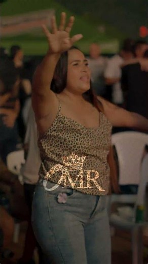 Mujer de Cabaret así Cantan Las mujeres. #champeta #reyderocha #cartagena