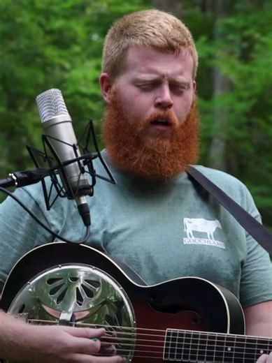 Country Roads Oliver Anthony — Singing Music Country Music