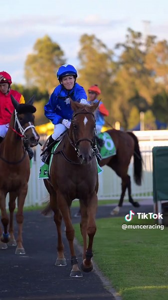 A massive day out at @Ipswich Turf Club for the team! 💥 Three winners and a third from just four runners — couldn’t ask for a better result. Huge effort from everyone involved! Congratulations to all owners and connections! #Munceracing 🎥 @brightmdia