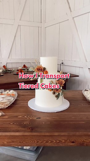 Transporting Tiered Cakes Safely