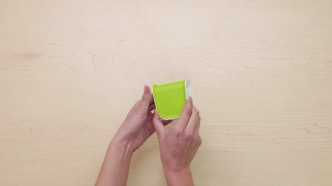 Joseph Joseph BladeBrush Knife and Cutlery Cleaner Brush Bristle Scrub Kitchen Washing Non-Slip, One Size, Green