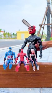 Spider Man, Captain America, Captain Marvel save kidnapped baby | CoCo Car