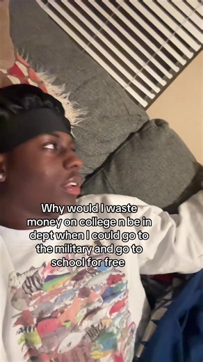 Military vs. College: Go to School for Free & Avoid Debt?