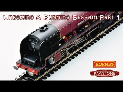 Hornby R2985 A Duchess at Carlisle Train Pack, Unboxing & Running Session Part 1