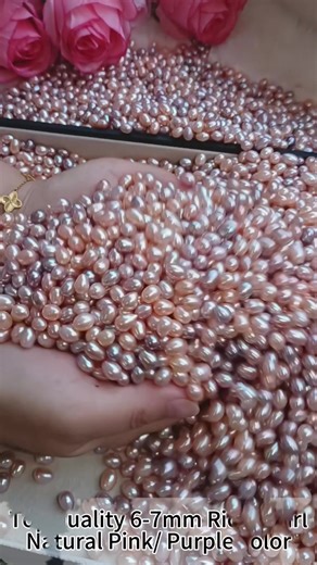 💖 Elevate your jewelry game with stunning pink purple freshwater rice pearl beads! 💖 These 6-7mm beads offer premium quality, beautiful hues, and unique oval shapes for elegant and exquisite designs. Unleash your creativity and add a touch of sophistication with these top-quality pearl beads. #PearlBeads #ElegantJewelry #UniqueShapes #jewelrydesigns