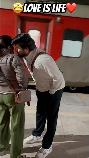 Kiss Prank On Girlfriend 🤭😱 | Her Reaction ❤️