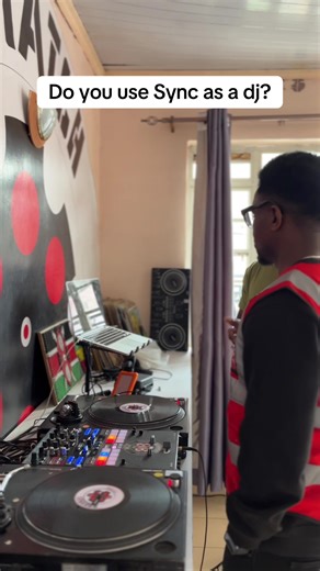 How to Use Sync as a DJ: Tips and Techniques