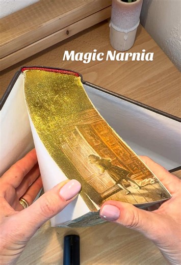 3 edges under the gold “The Chronicles of Narnia” special edition with my hand painted and gilded edges. Hidden fore edge painting For book commissions: aniaartego@gmail.com Luxury books for art lovers and book collectors Gifr idea #artwork #gilding #bookworm #bookart #classicbooks