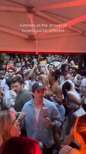 We’re obsessed with Toronto street festivals and this weekend’s festivities did not disappoint. Who checked out @theoasis.house at @dowestfest ?! Last night of Do West Fest: currently loading — will we see you there? 🎥: @tpatzz #streetsoftoronto | Streets Of Toronto