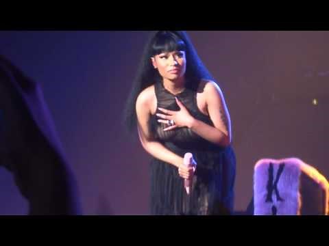 Nicki Minaj - Marylin Monroe (Live) @ Paris (26.03.2015) HD