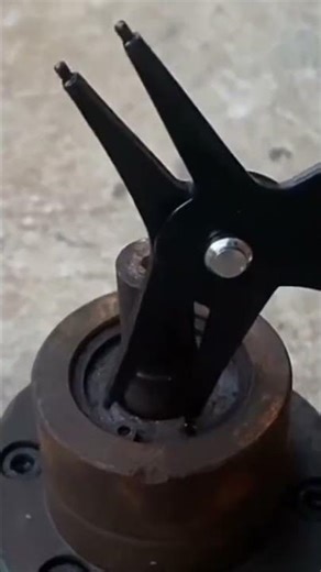Get More Done with Less Effort💪 #GarageLife #QuickRepairs