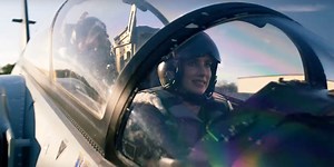 Emma Roberts Trains to be An Astronaut in 'Space Cadet' Movie Trailer | FirstShowing.net
