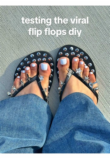 Jeffrey Campbell $100 flip flops diy-ed for $7!! Would yall test this viral thumbtack flip flop diy?? Havaianas x Gimaguas also has a pair! Flip flops @Old Navy Tacks @Dollar Tree Charms @SHEIN