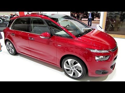 2014 Citroen C4 Picasso Exclusive - Exterior and Interior Walkaround - 2014 Geneva Motor Show
