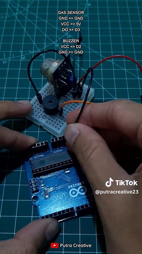 How to make a gas leak alarm with MQ-2 in less than 25 seconds (Arduino Project) #arduino #arduinoproject #arduinoprojects #arduinotutorial #arduinouno #arduinomega #arduinonano #arduinoprogramming #programming #programmer #iot #internetofthings #diy #diyproject #electronics