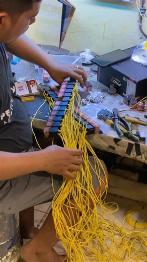 Dedi Hendra Tarigan on Instagram: "Kira kira Mau buat apa yaa?? Info booking : 0811-7886-607 Signature Dealer Pro 7 Kota Medan - Sekitar. Barang garansi 1 Tahun. Price Idr : - ——————————————— Lengkapi accesoris mobil mu di garasi 607. What Your Car Accesoris its Here!!! <Dunia Lampu> - Custom headlamp - Foglamp - Mini Projie - Demon - DRL Light - Alis Lampu - Running Light - dll <Dunia Hobby> - Remap Ecu - Upgrade Mobil - Cat Body - Power Backdoor - Power Window - Retract Spion - Speedometer - R