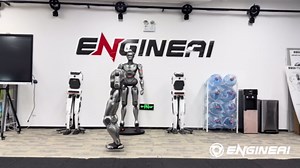 EngineAI the world's first humanoid robot to perform a front flip!