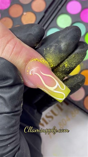 Easy Ombre Fire Nails deéign #nails #nailart #nailtutorial