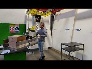 Overhead rail mounted Telescopic Liftronic manipulator