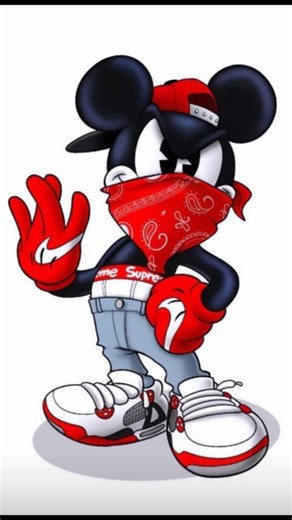 mickey_mouse.🕸️ Reels on Instagram: "Follow for more❤ 🇯🇵 当达到这种速度时，已经不再是地面移动，而是以音速前进 🚀🌍 这段模拟展示了如果以 马赫 1（约 1330 公里/小时）的速度乘坐超音速列车穿越日本，会是一种怎样的体验。 目前，日本最快的列车运行速度约为 320 公里/小时，而在如超高速 磁悬浮列车 等先进实验平台上，在受控环境中已经实现了 超过 600 公里/小时 的速度。这一模拟远远超出了现有水平，探索当现代铁路概念进化为真正的超高速系统时，未来将具备怎样的可能性。 要达到这样的速度，仅靠动力是远远不够的。工程师们正在研究 磁悬浮技术、几乎零摩擦的导轨，以及 真空或低压管道系统，以消除超高速运行中最大的限制因素——空气阻力。在马赫级别的速度下，哪怕是微小的空气扰动，也会成为严峻的结构性挑战。 因此，未来的超音速铁路构想将依赖于 高精度导向系统、AI 控制的稳定技术，以及在 数百公里范围内以毫米级误差建造的基础设施。 一旦实现，如今需要数小时的行程将被缩短到几分钟，这可能从根本上改变 通勤方式、区域经济，以及 大