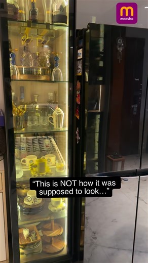 Shikha Chawla on Instagram: "POV: Your bar unit is full of crockery Your crockery unit is a mess So you shop on Meesho 😭✨ @meeshoapp Budget finds that look expensive 👀💸 ✔️ Wooden lemon print serving bowls ✔️ Golden-leaf metal bowl ✔️ Japanese print bowls ✔️ Black & white tissue box ✔️ Blue mug set Organised, aesthetic & affordable ✨ Meesho understood the assignment 😌 Save this for later 📌 Follow for more budget home finds 💙 Tell me I’m not the only one obsessed with Meesho finds 😌👇 Comme