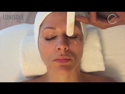 CO2Lift Treatment Mask Application Video
