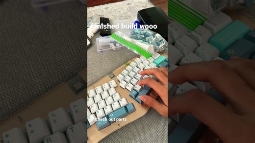 Finished custom acrylic Alice keyboard