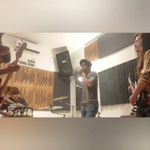 Freaks - Surf Curse Cover RADIIUM