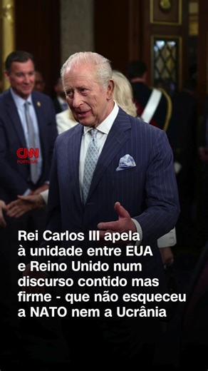 Na primeira visita aos Estados Unidos enquanto rei, Carlos III apelou ao reforço da união transatlântica, num discurso perante o Congresso norte-americano. Num contexto de tensão nas relações entre os dois países, o monarca britânico destacou que esta aliança é hoje “mais importante do que nunca”, sublinhando a existência de laços inquebráveis e insubstituíveis. O rei abordou ainda temas centrais da atualidade internacional, como os conflitos na Ucrânia e no Irão, bem como a importância da coope