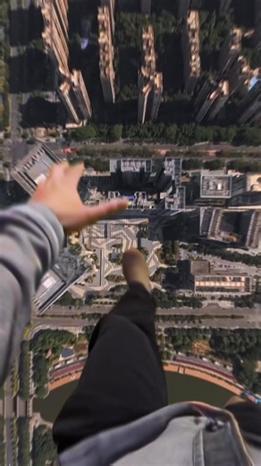 Cinematography on Instagram: "Right tools for the creator to create such crazy videos using @antigravity_global A1 Drone ✨ This one is created by creator Winga Stay tuned for more 🙌 #AntigravityA1 #fpvdrone #insta360 #360drone"