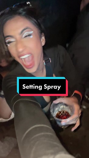 MAC Setting Spray Review: Long-Lasting & Allergy-Free Formula