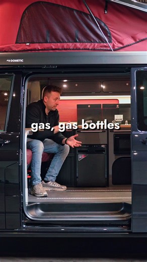 The biggest kitchen debate in van life 🔥 Gas is reliable and easy to refill, while electric depends on your battery and solar setup. Both have their perks. #VanLifeDebate #CamperKitchen #WoodstockCampers #VanConversion #OffGridLiving | Woodstock Campers