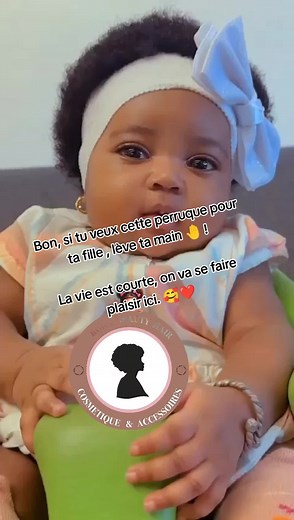 Bon, si tu veux cette perruque pour ta fille , lève ta main 🤚 ! La vie est courte, on va se faire plaisir ici. 🥰❤️ WhatsApp 👇🏾 0594687737
