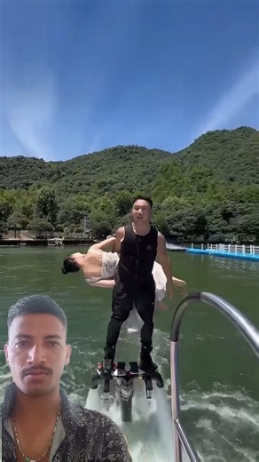 #1152The beautiful woman experienced the flyboard for the first time, it was so beautiful#flyboard