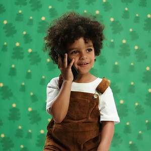 13K views · 140 reactions | This Christmas kids have more questions than ever, and the big man in red is stepping up to answer some of them. Call Santaline today on 0800 222 222 to leave a wishlist, and ask Santa anything! Keep an eye out, your question might appear on a Spark ad or at spark.co.nz/santaline. | Spark | Facebook